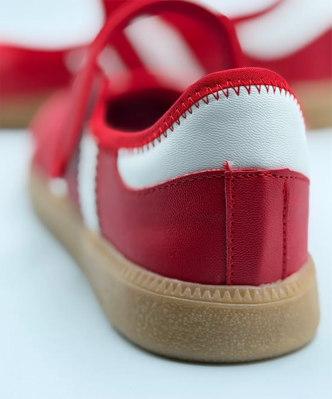Aura Rojo/Blanco