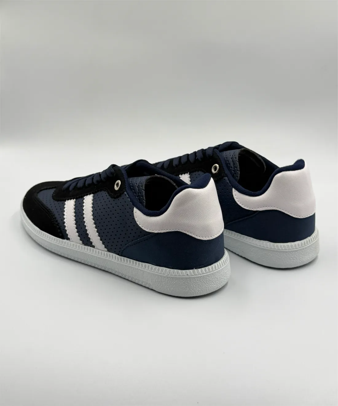 Dupe Samba Marino/Perforado