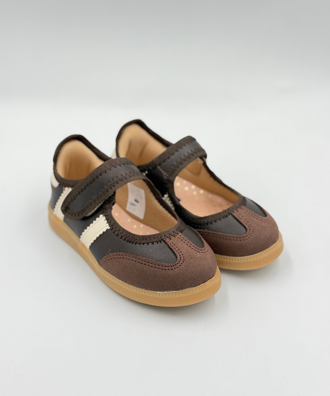 Aura Kids Café Late