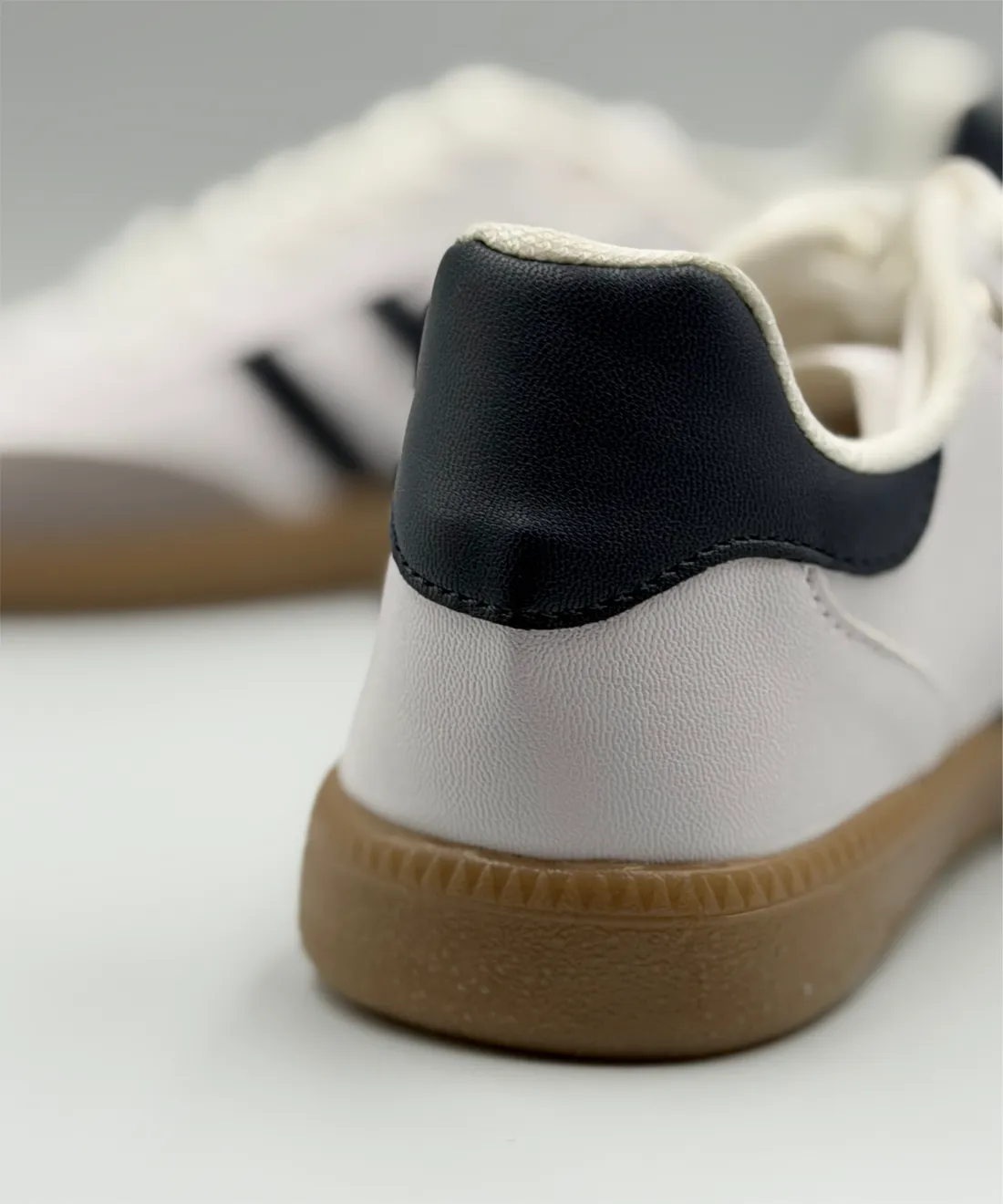 Dupe Samba Blanco/Negro