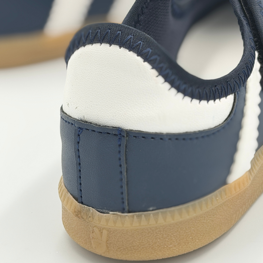Aura Kids Azul Oscuro/Blanco