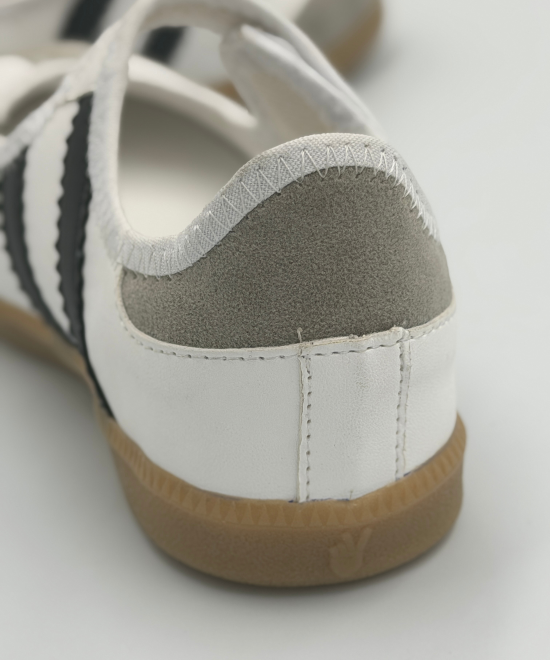 Aura Kids Blanco/Negro
